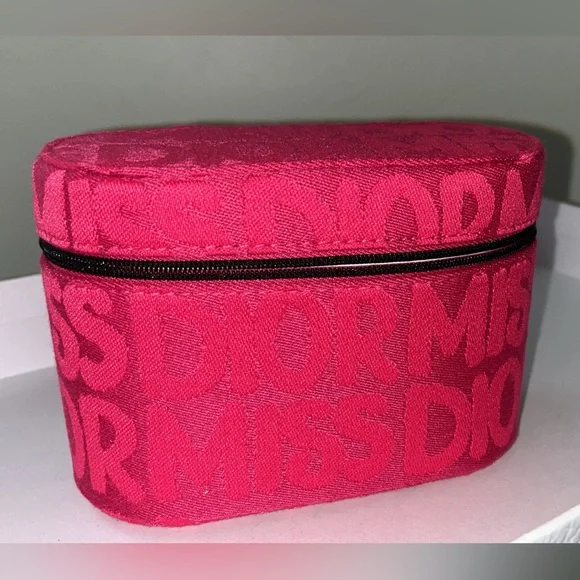 New, unused & authentic Miss Dior edition cosmetic bag. Limited edition - Picture 4 of 10